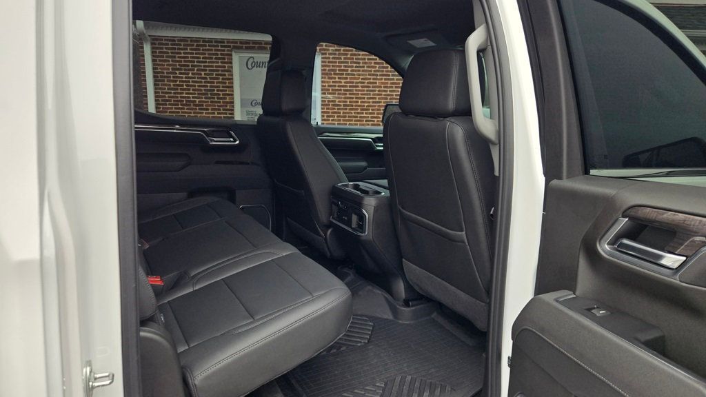 2025 Chevrolet Silverado 1500 LTZ Z71 - 22966245 - 27