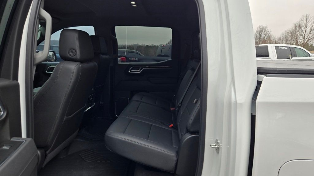 2025 Chevrolet Silverado 1500 LTZ Z71 - 22966245 - 29