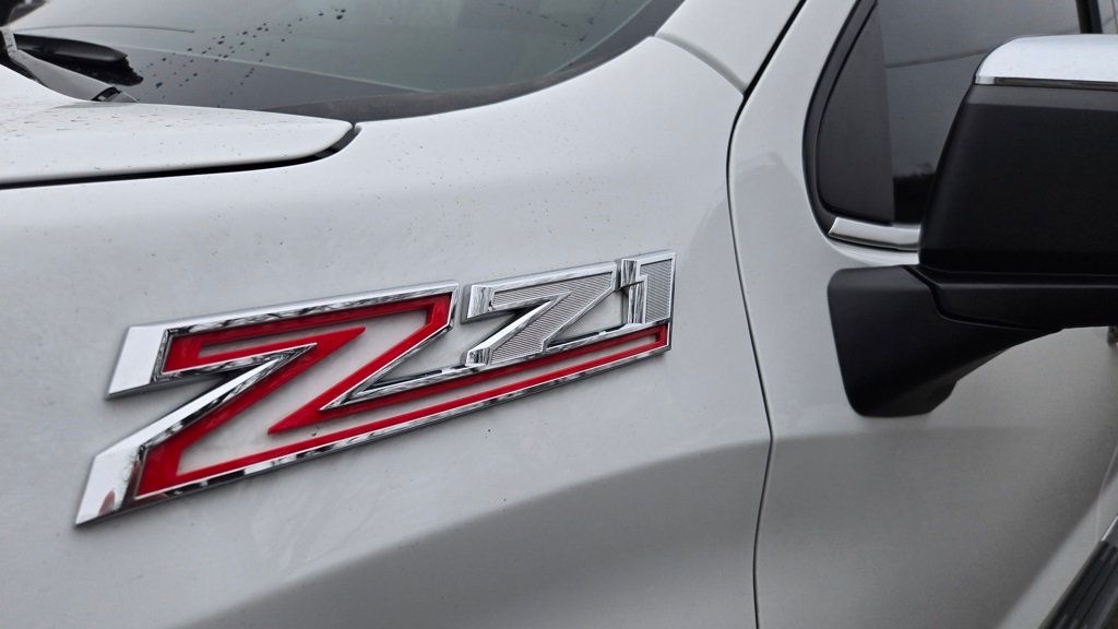 2025 Chevrolet Silverado 1500 LTZ Z71 - 22966245 - 8