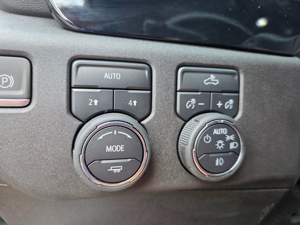 2025 Chevrolet Silverado 1500 RST - 22979417 - 17