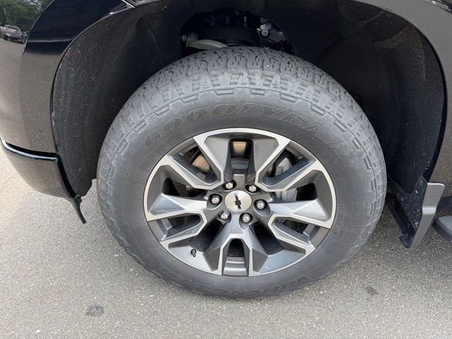 2025 Chevrolet Silverado 1500 RST - 23055466 - 9