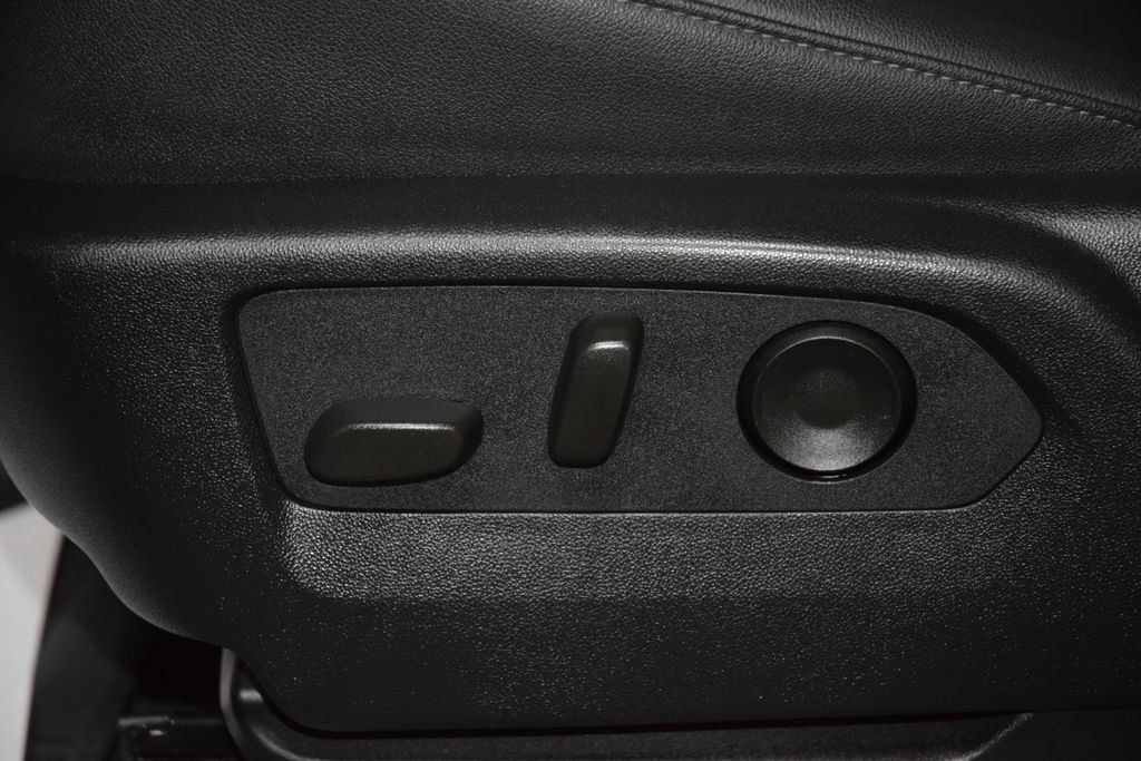 2025 Chevrolet Silverado 1500 RST - 23055466 - 39