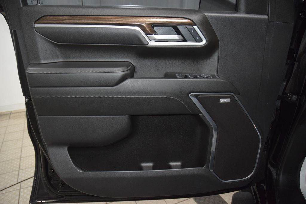 2025 Chevrolet Silverado 1500 RST - 23055466 - 46