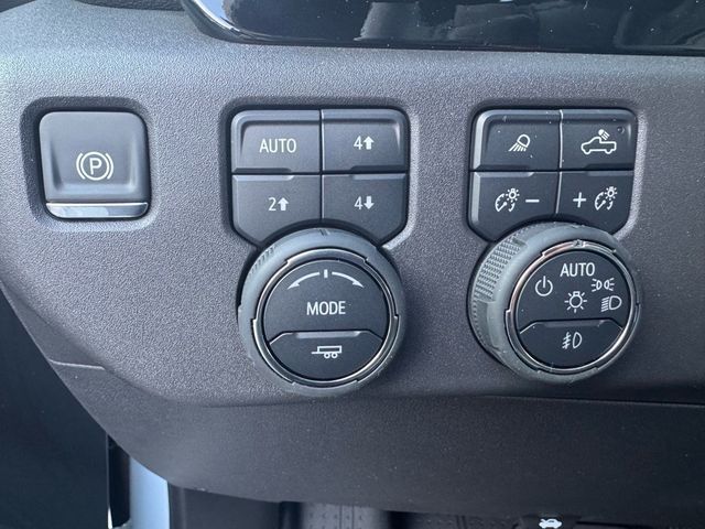 2025 Chevrolet Silverado 1500 ZR2 - 22950873 - 17