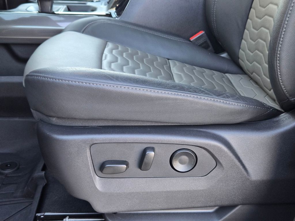 2025 Chevrolet Silverado 1500 ZR2 - 23059374 - 25