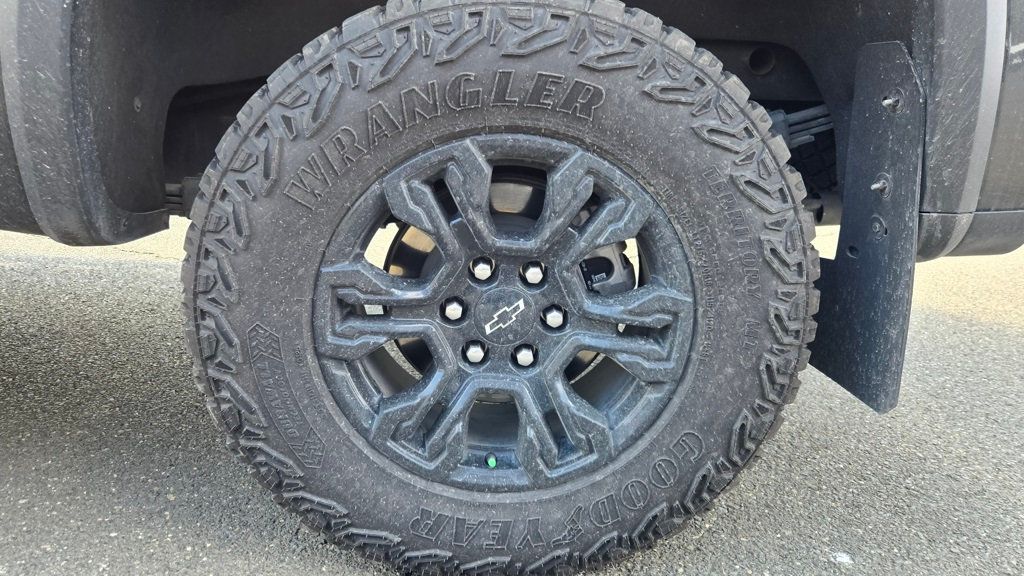 2025 Chevrolet Silverado 1500 ZR2 Dark Appearance Package - 22988367 - 11