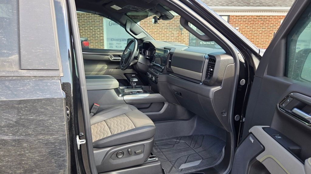 2025 Chevrolet Silverado 1500 ZR2 Dark Appearance Package - 22988367 - 22