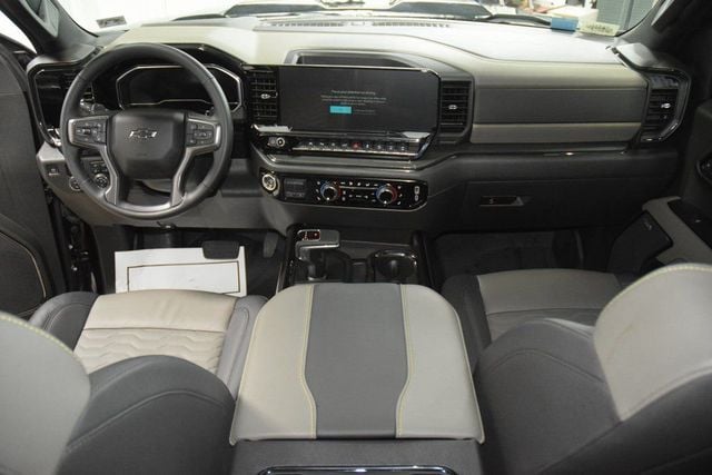 2025 Chevrolet Silverado 1500 ZR2 Dark Appearance Package - 22988367 - 31