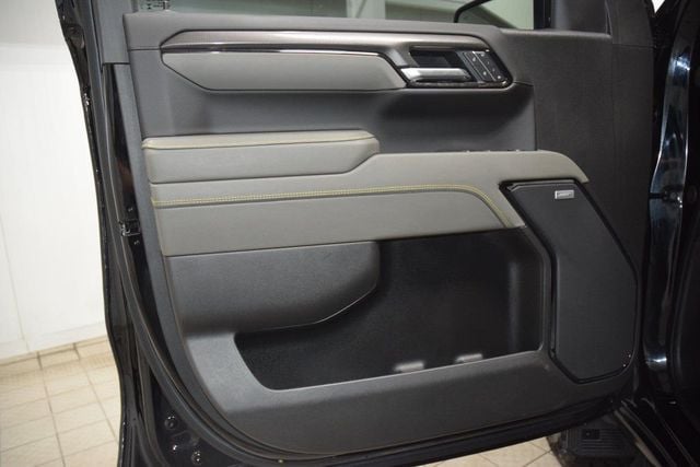 2025 Chevrolet Silverado 1500 ZR2 Dark Appearance Package - 22988367 - 46