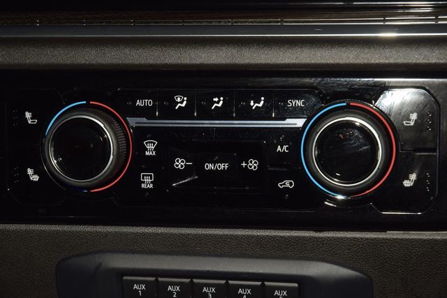 2025 Chevrolet Silverado 2500HD 2500HD CREW LT 4X4 * 6.6 V8 * HEATED LEATHER * 1 OWNER - 22957744 - 25