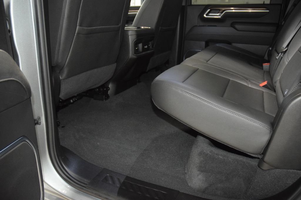 2025 Chevrolet Silverado 2500HD 2500HD CREW LT 4X4 * 6.6 V8 * HEATED LEATHER * 1 OWNER - 22957744 - 36