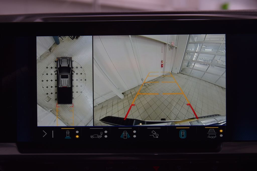 2025 Chevrolet Silverado 2500HD 2500HD CREW LT 4X4 * 6.6 V8 * HEATED LEATHER * 1 OWNER - 22957744 - 42