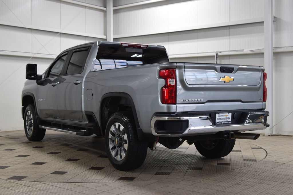 2025 Chevrolet Silverado 2500HD 2500HD CREW LT 4X4 * 6.6 V8 * HEATED LEATHER * 1 OWNER - 22957744 - 4
