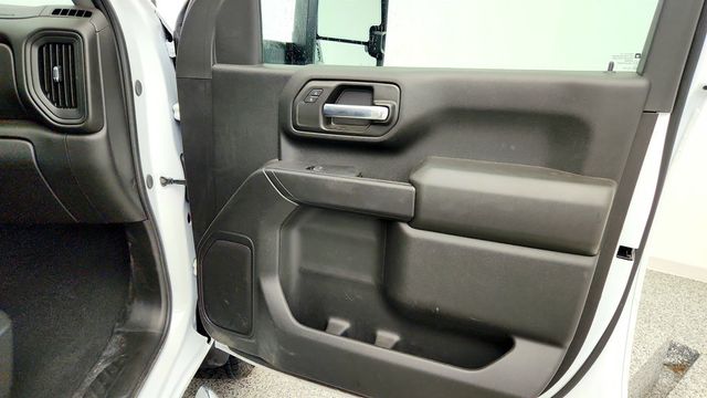 2025 Chevrolet Silverado 2500HD 4WD Crew Cab 159'' Custom w/ Turbo-Diesel, Value Pkg & 5th Wheel - 23030499 - 25