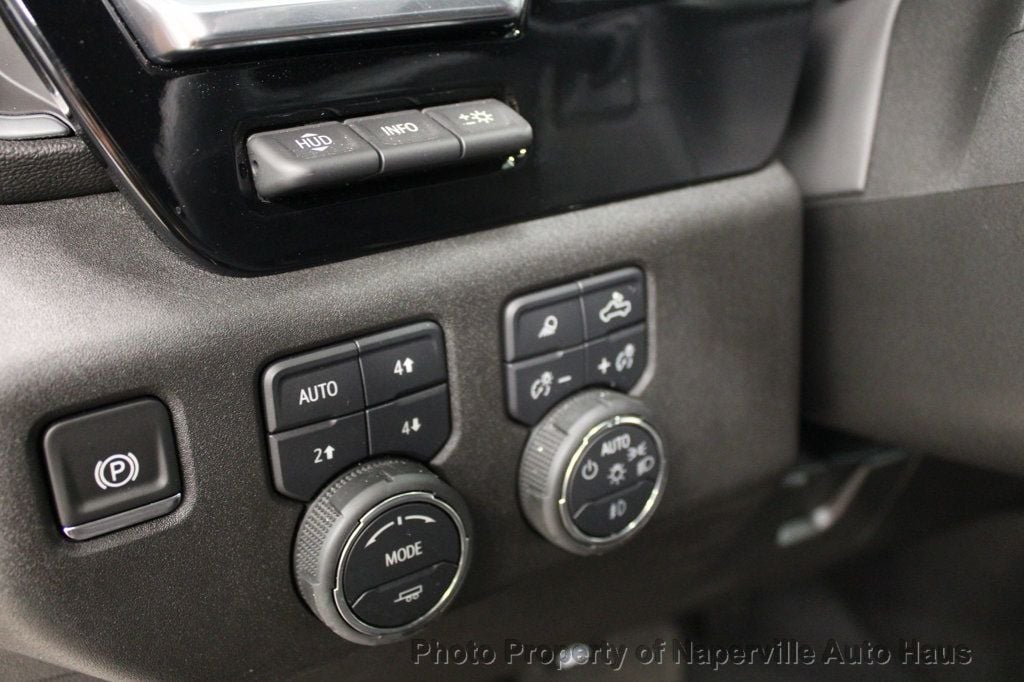 2025 Chevrolet Silverado 2500HD High Country photo 19