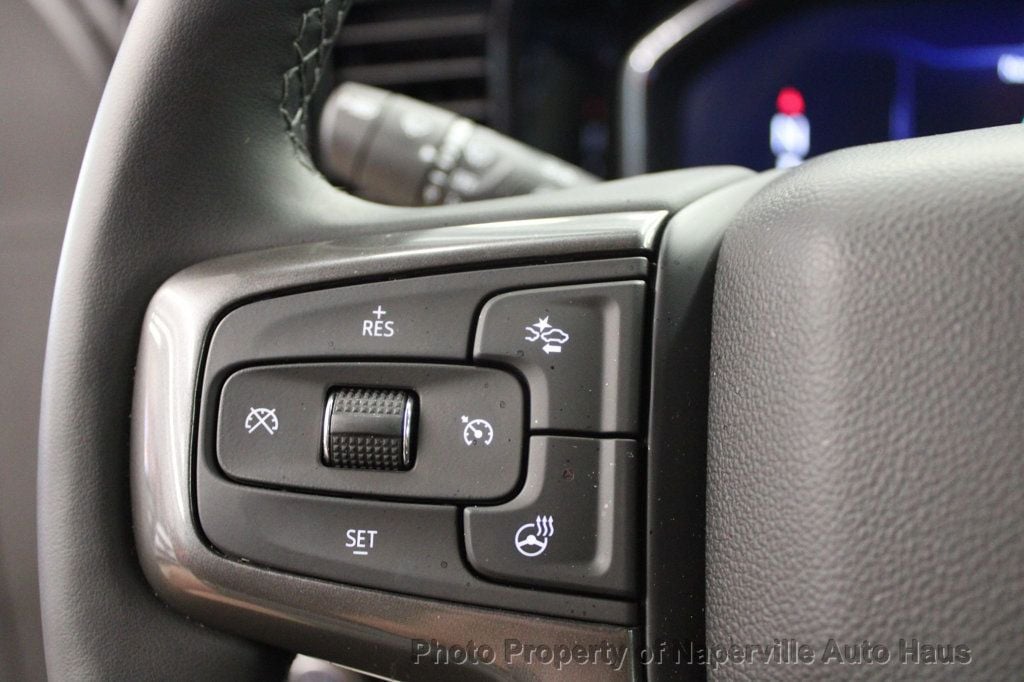 2025 Chevrolet Silverado 2500HD High Country photo 21