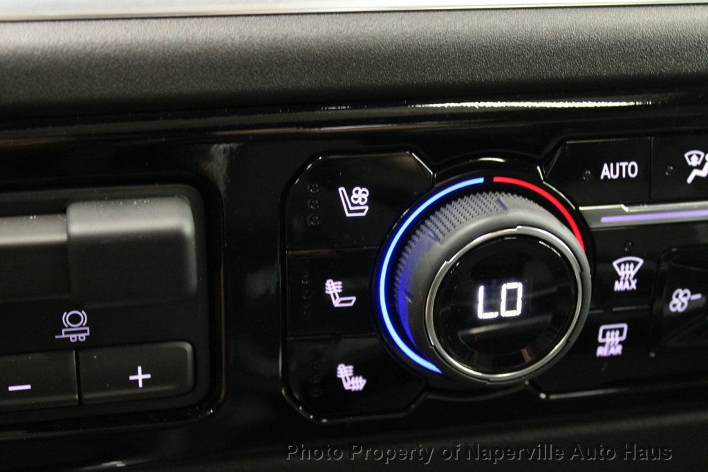 2025 Chevrolet Silverado 2500HD High Country photo 27