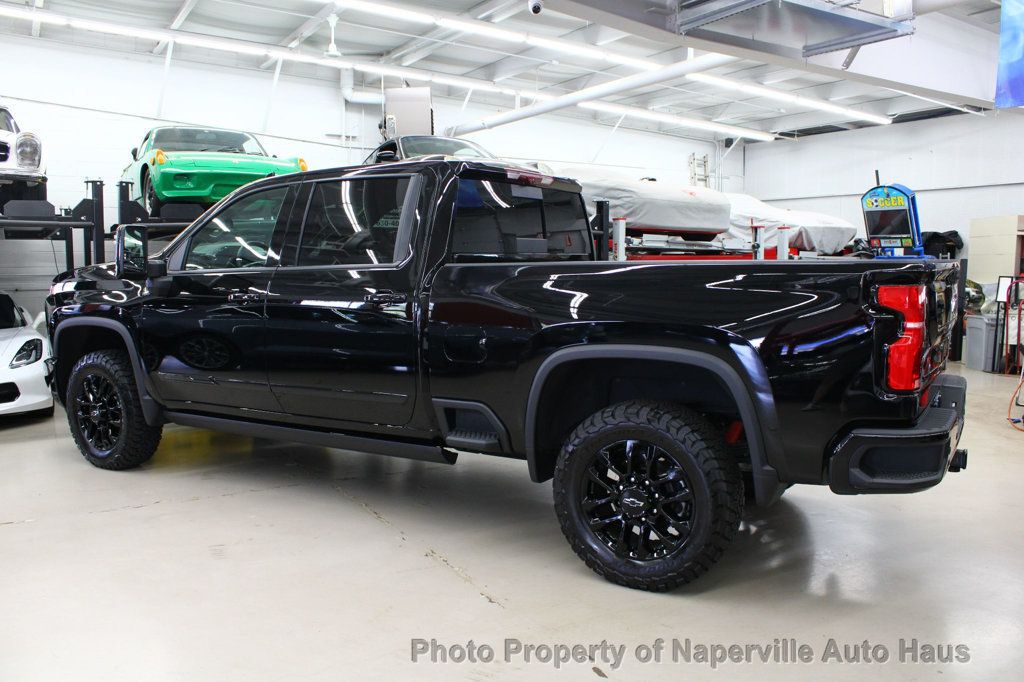 2025 Chevrolet Silverado 2500HD High Country photo 6