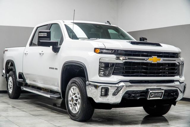 2025 Chevrolet Silverado 2500HD 4WD Crew Cab 159" LT - 23006330 - 3