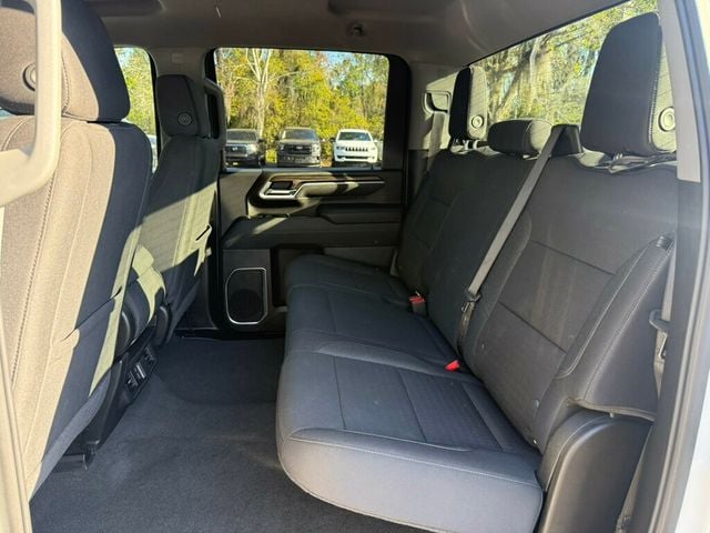 2025 Chevrolet Silverado 2500HD 4WD Crew Cab 159" LT - 22997416 - 8