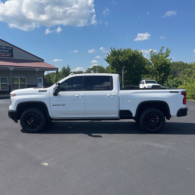 2025 Chevrolet Silverado 2500HD 4WD Crew Cab 159" LTZ - 23051876 - 5