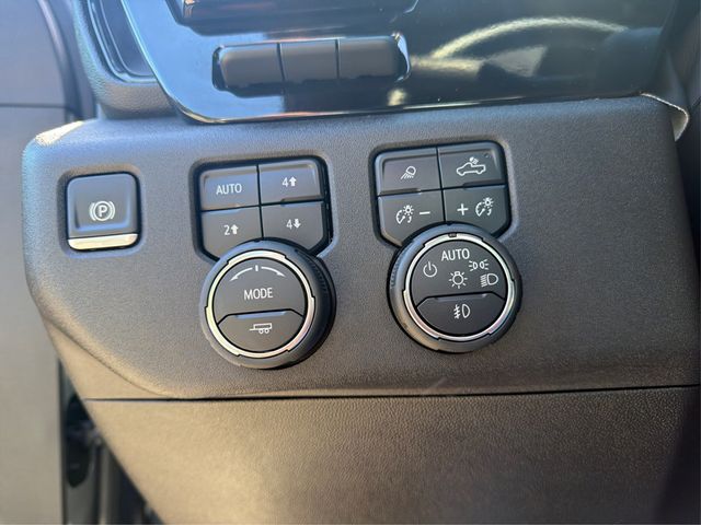 2025 Chevrolet Silverado 2500HD 4WD Crew Cab 159" ZR2 - 23034553 - 15