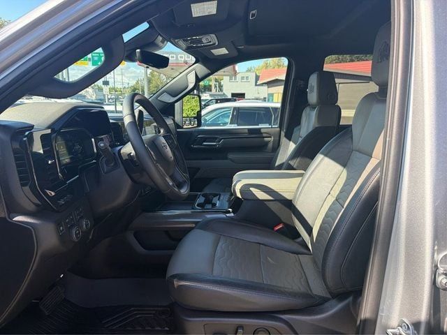 2025 Chevrolet Silverado 2500HD 4WD Crew Cab 159" ZR2 - 23081693 - 8