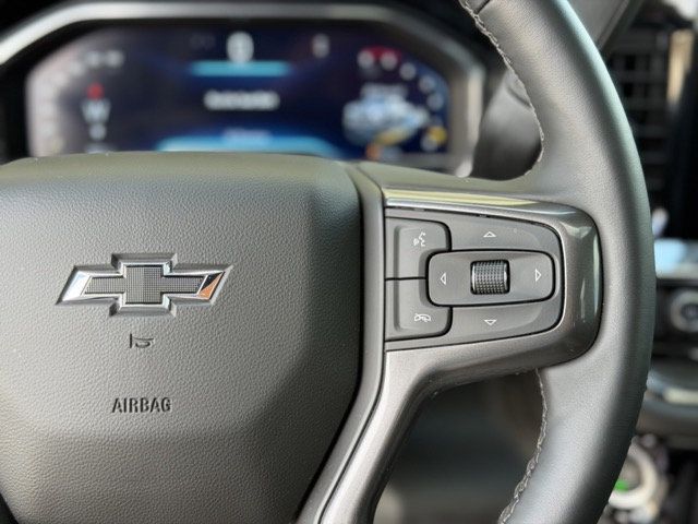 2025 Chevrolet Silverado 2500HD 4WD Crew Cab 159" ZR2 - 23069629 - 10