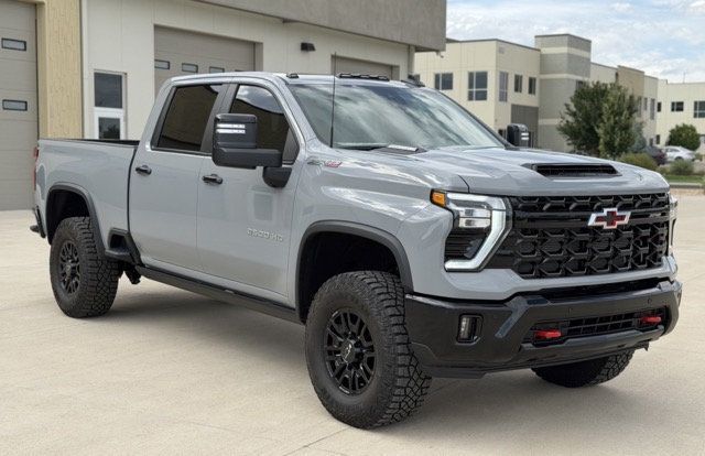 2025 Chevrolet Silverado 2500HD 4WD Crew Cab 159" ZR2 - 23069629 - 2