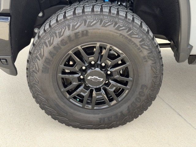 2025 Chevrolet Silverado 2500HD 4WD Crew Cab 159" ZR2 - 23069629 - 34