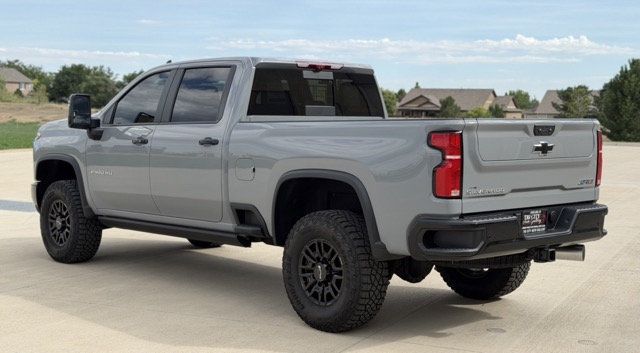 2025 Chevrolet Silverado 2500HD 4WD Crew Cab 159" ZR2 - 23069629 - 6