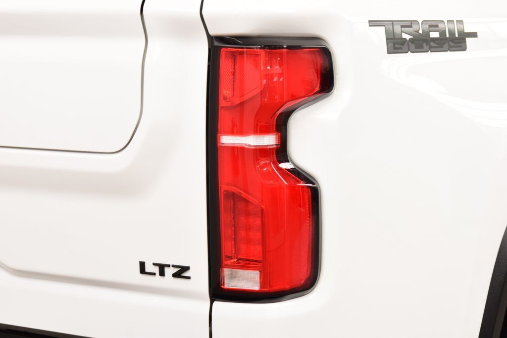 2025 Chevrolet Silverado 2500HD LTZ Trail Boss - 23051876 - 19