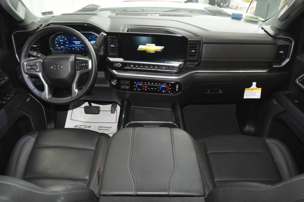 2025 Chevrolet Silverado 2500HD LTZ Trail Boss - 23051876 - 30