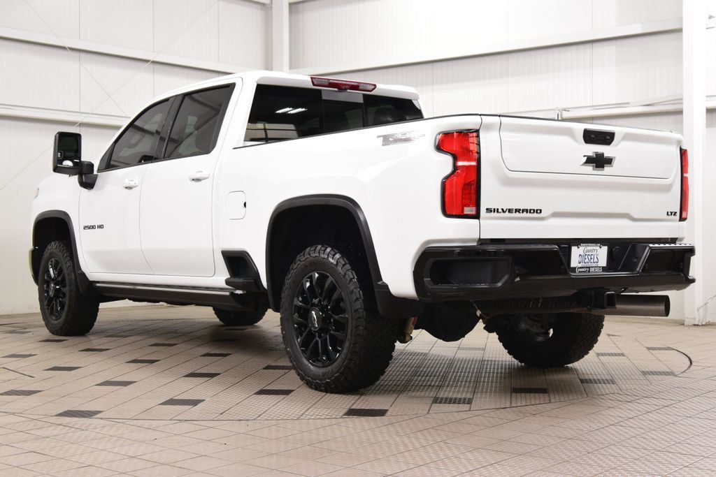 2025 Chevrolet Silverado 2500HD LTZ Trail Boss - 23051876 - 4