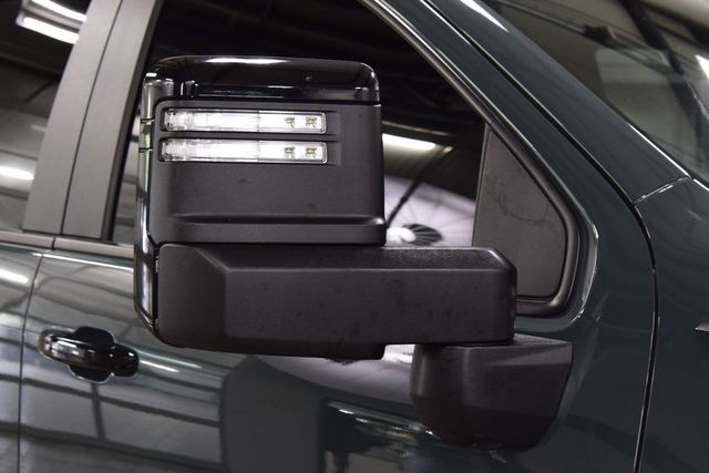 2025 Chevrolet Silverado 2500HD ZR2 w/ Technology Package - 23053143 - 17