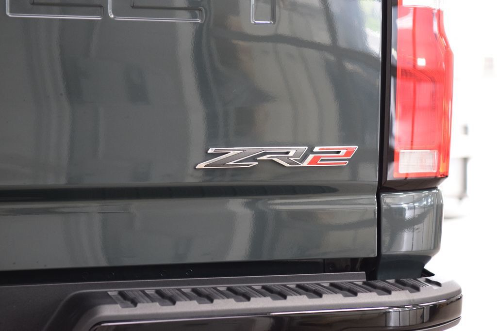 2025 Chevrolet Silverado 2500HD ZR2 w/ Technology Package - 23053143 - 22