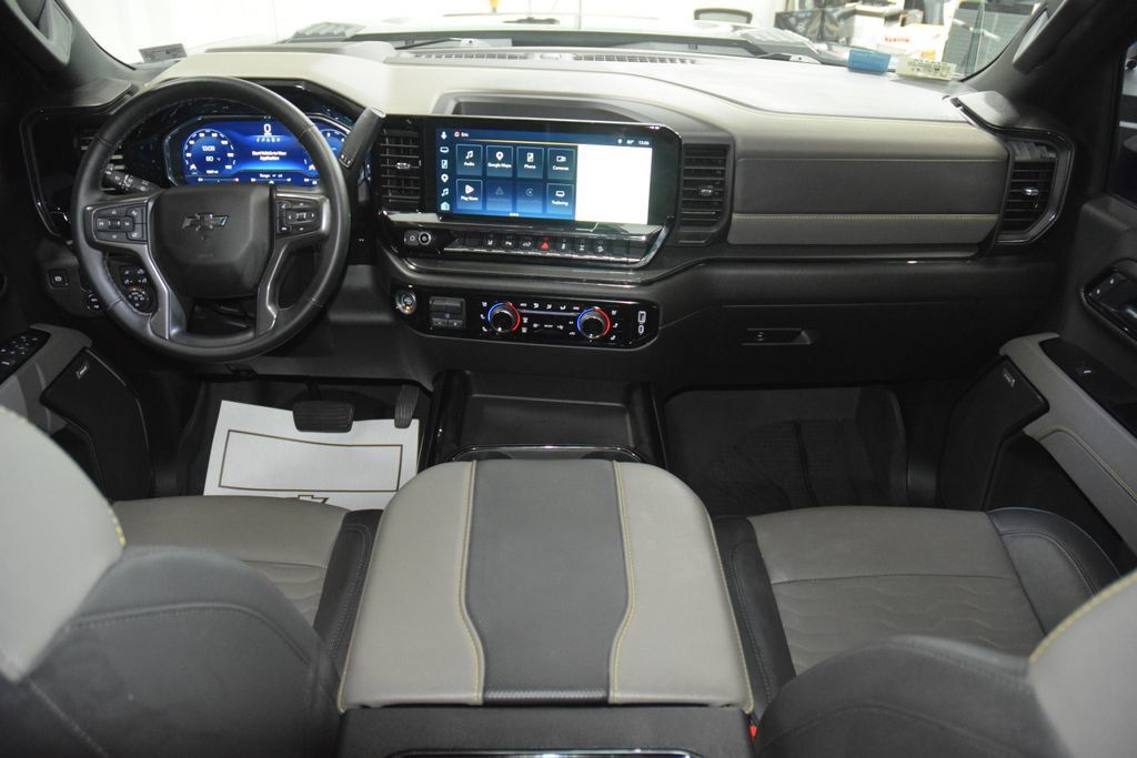 2025 Chevrolet Silverado 2500HD ZR2 w/ Technology Package - 23053143 - 29