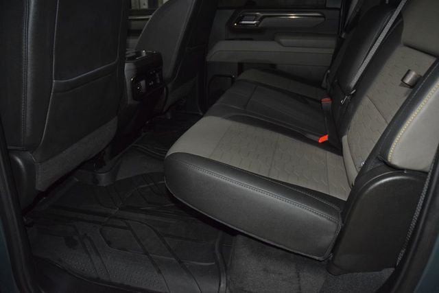 2025 Chevrolet Silverado 2500HD ZR2 w/ Technology Package - 23053143 - 43