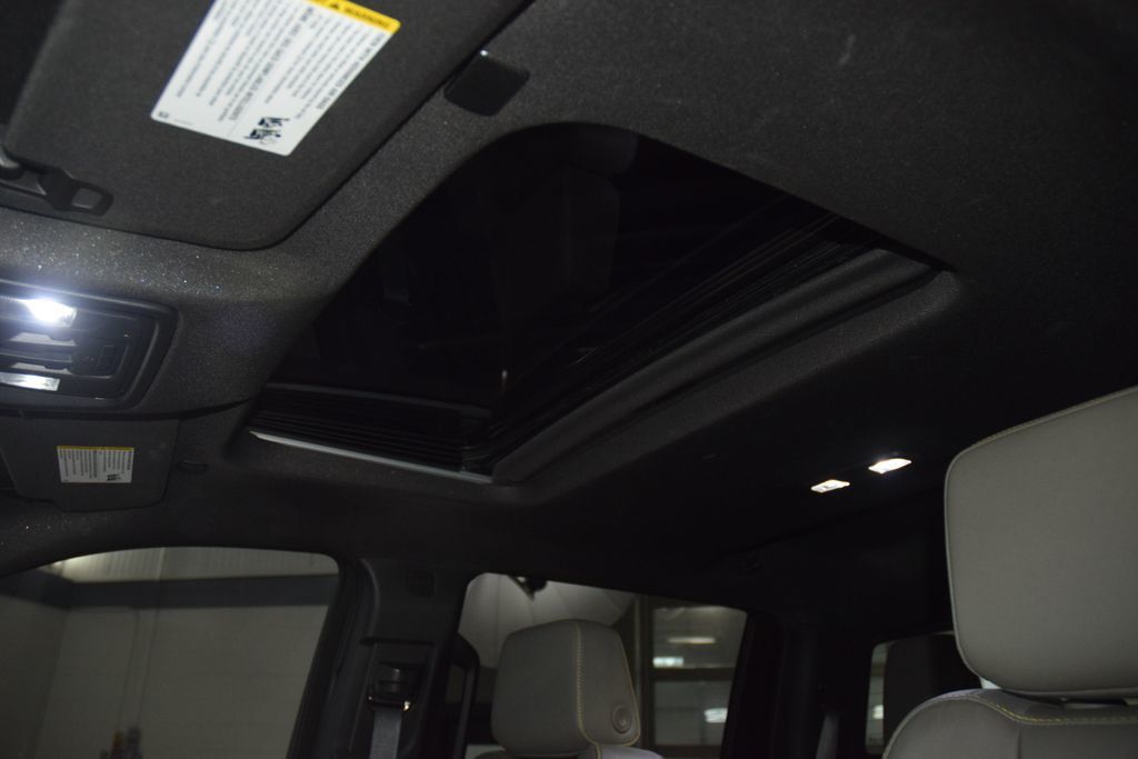 2025 Chevrolet Silverado 2500HD ZR2 w/ Technology Package - 23053143 - 52