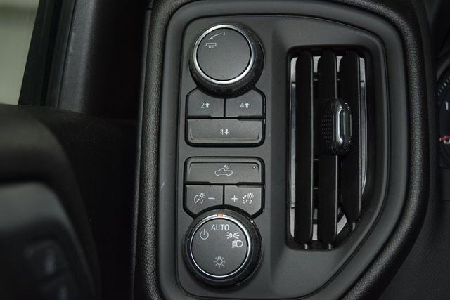 2025 Chevrolet Silverado 3500 HD 3500HD CREW 4X4 * DURAMAX * KNAPHEIDE UTILITY    - 22913244 - 23