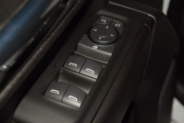 2025 Chevrolet Silverado 3500 HD 3500HD CREW 4X4 * DURAMAX * KNAPHEIDE UTILITY    - 22913244 - 35