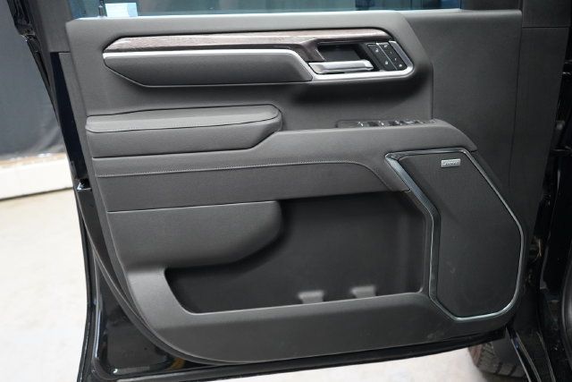 2025 Chevrolet Silverado 3500 HD LTZ - 23080777 - 8