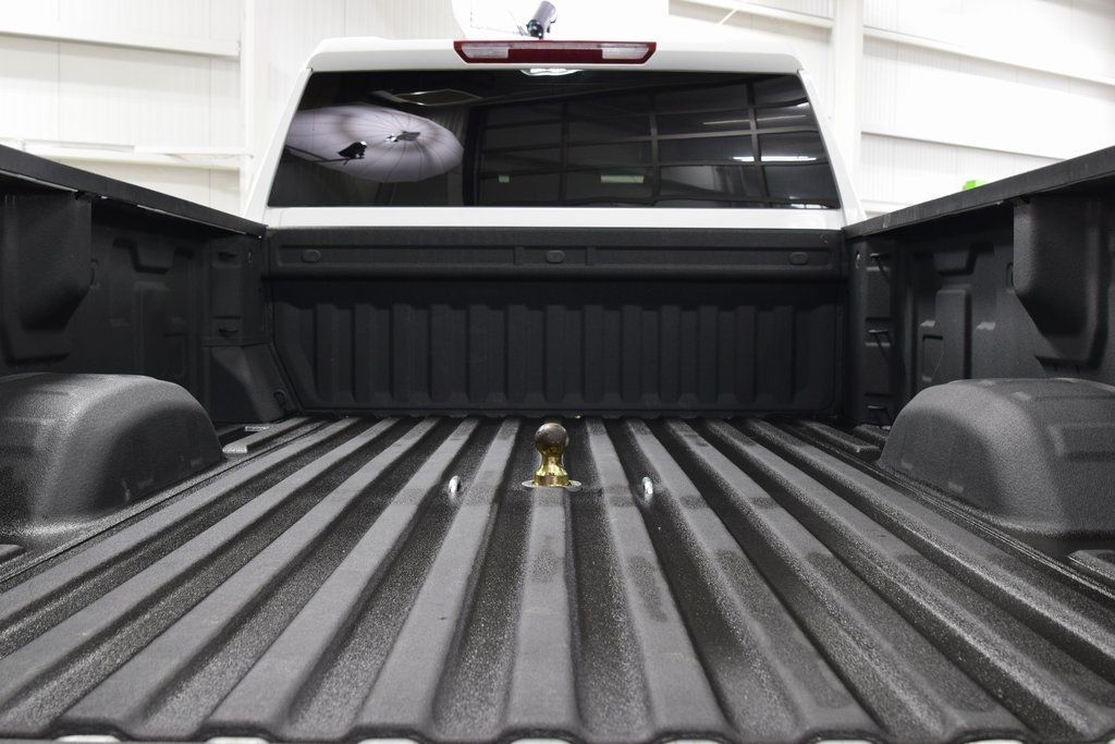 2025 Chevrolet Silverado 3500HD 3500HD CREW 4X4 * DURAMAX * 8' BED * 1 OWNER - 22991902 - 15