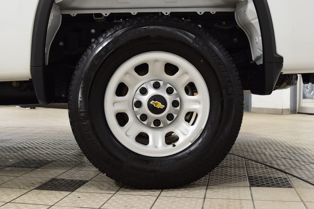 2025 Chevrolet Silverado 3500HD 3500HD CREW 4X4 * DURAMAX * 8' BED * 1 OWNER - 22991902 - 18