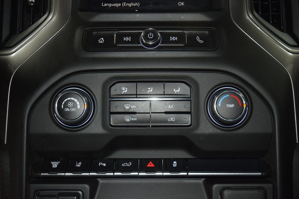 2025 Chevrolet Silverado 3500HD 3500HD CREW 4X4 * DURAMAX * 8' BED * 1 OWNER - 22991902 - 24