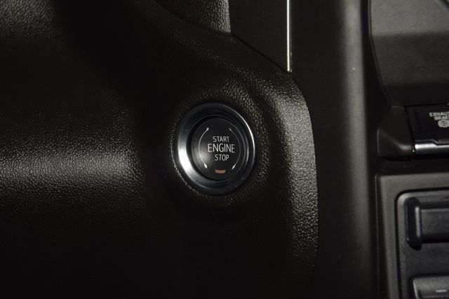 2025 Chevrolet Silverado 3500HD 3500HD CREW 4X4 * DURAMAX * 8' BED * 1 OWNER - 22991902 - 26