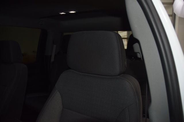 2025 Chevrolet Silverado 3500HD 3500HD CREW 4X4 * DURAMAX * 8' BED * 1 OWNER - 22991902 - 32