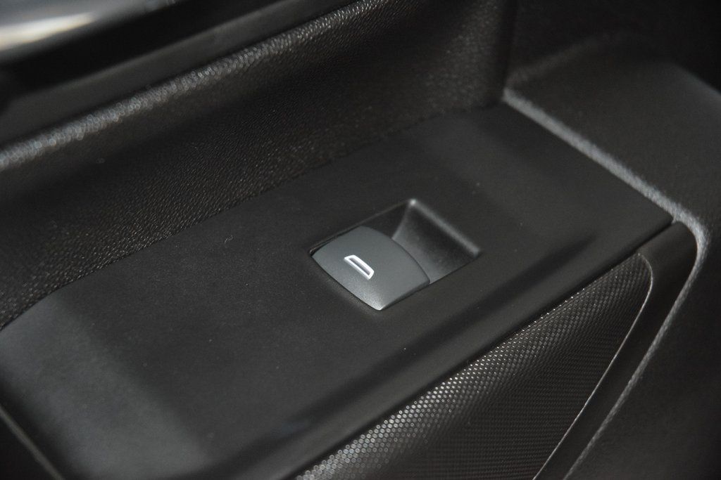 2025 Chevrolet Silverado 3500HD 3500HD CREW 4X4 * DURAMAX * 8' BED * 1 OWNER - 22991902 - 35