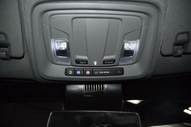 2025 Chevrolet Silverado 3500HD 3500HD CREW 4X4 * DURAMAX * 8' BED * 1 OWNER - 22991902 - 38