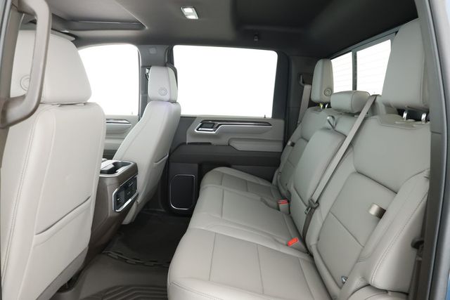 2025 Chevrolet Silverado 3500HD 4WD Crew Cab 159'' LTZ w/ T. Diesel, Premium Pkg, 20,000-lb. Tow - 22927489 - 19